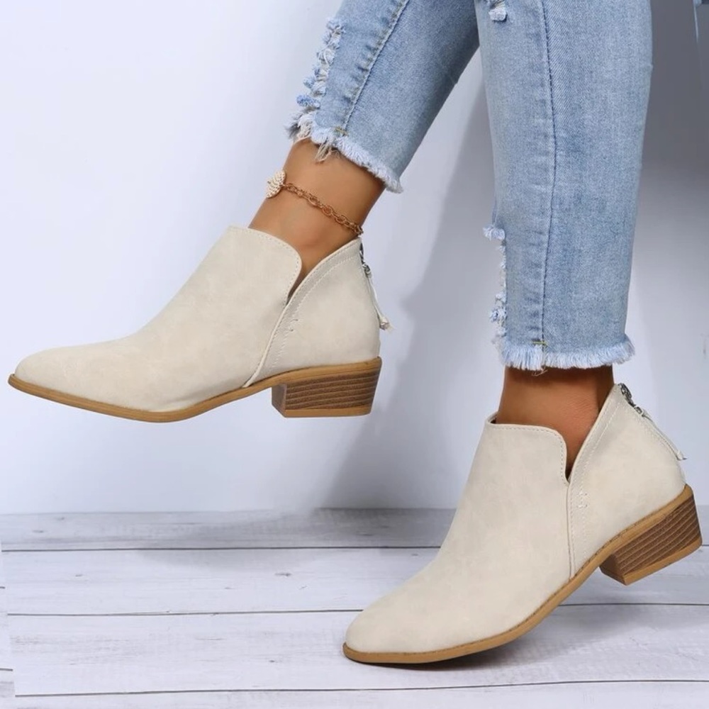 Minimalist Booties - Picture 2 of 5